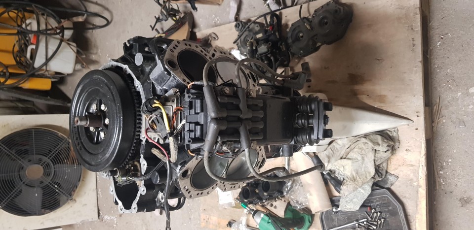 Evinrude Eagle 60° V4 rebuild #2 - foto povečava