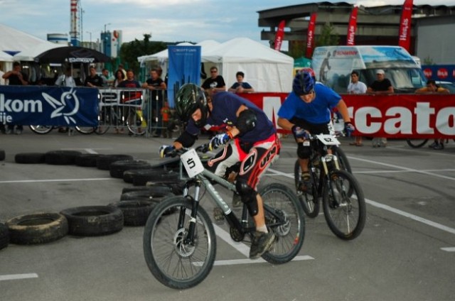 Bike fight ljubljana - foto