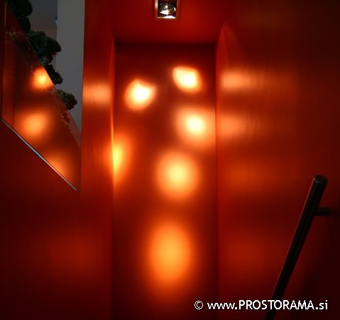 Primer razsvetljave - zaprt hodnik