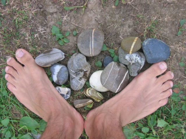 Nejceve noge in moji kamni :)
kolpa 06
