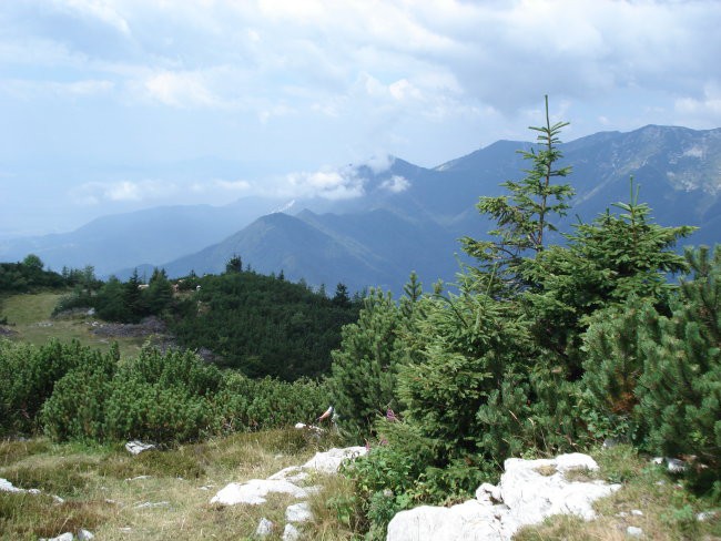 Pogled proti Krvavcu.