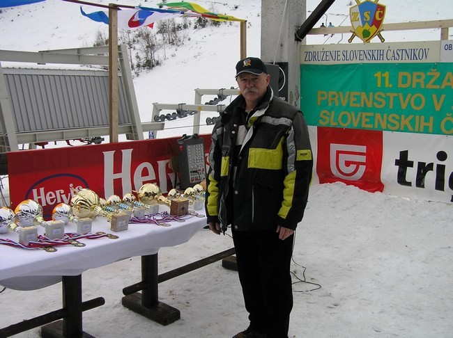 TEKOMOVANJE ČASTNIKOV IN VETERANOV V SMUČANJU - foto povečava