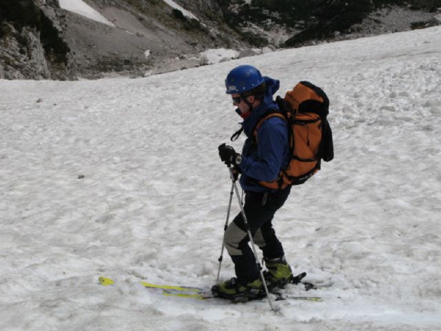 Delček zime nad Okrešljem - 08.05.2011 - foto