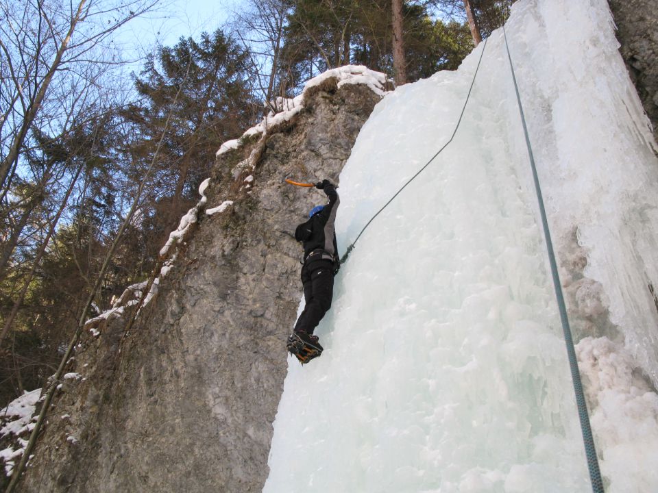 Ledno plezanje - Črna 17.02.2012 - foto povečava