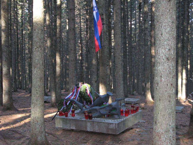 Pomnik na nepozaben dogodek 8.januarja 1943