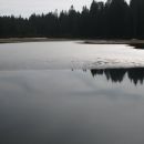 Črno jezero, biser narave na tem delu Pohorja. Od prejšnjega tedna je led že dodobra popus