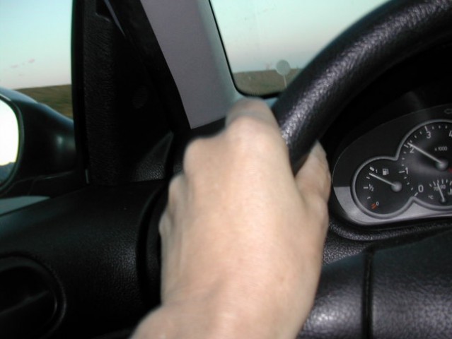 Pred vožnjo preveri preglednost skozi stekla  - foto