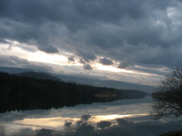 Pokrajine in sončni zahodi - foto