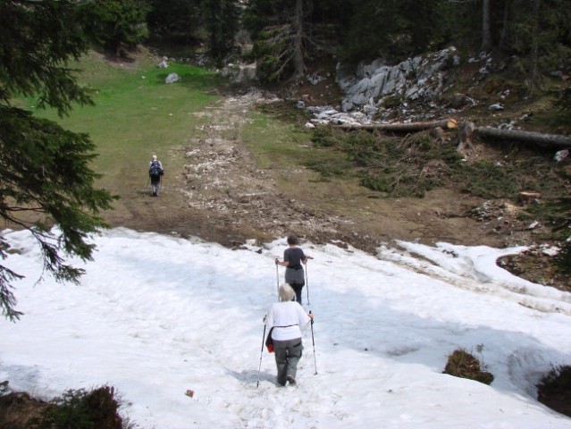 Planina Blato-Krstenica-v Lazu  08.05.2007 - foto