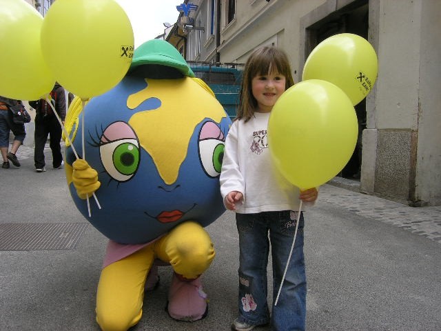 Bine in Julija v Kranju, 10. maj 2008 - foto