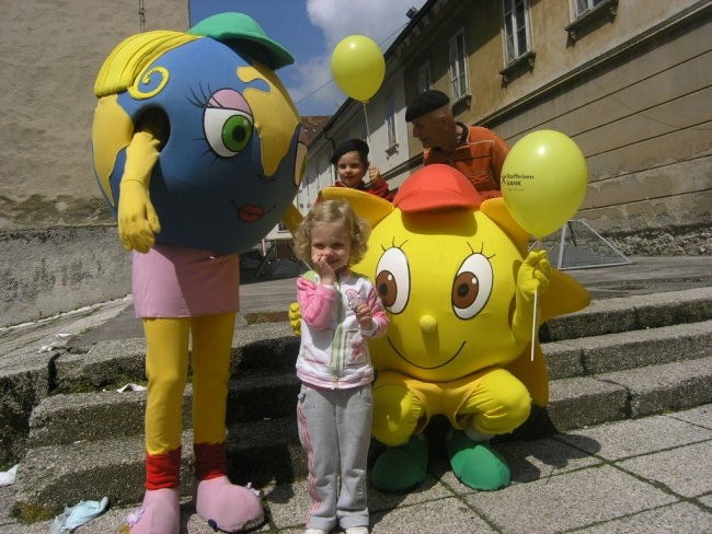 Bine in Julija v Kranju, 24. maj 2008 - foto povečava