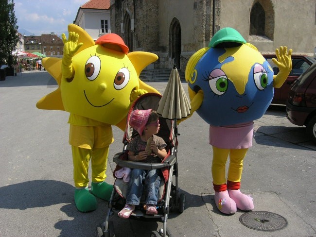 Bine in Julija razgibala soboto, 9. junij 200 - foto povečava