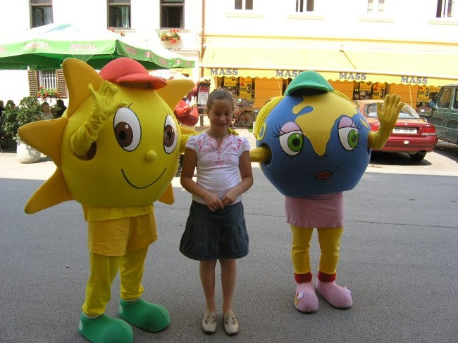 Bine in Julija razgibala soboto, 9. junij 200 - foto povečava