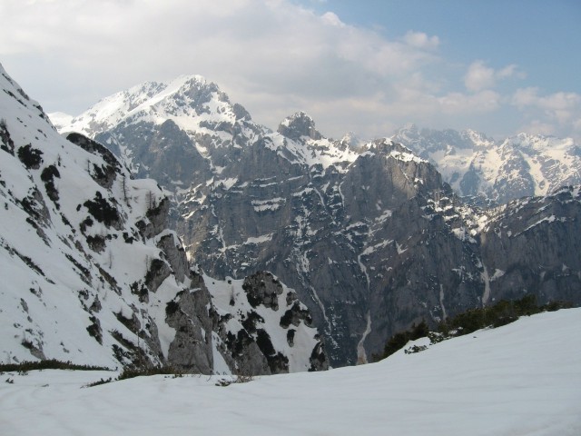 (Pokljuka)Rupe-Blejska koča-Mrežce-Debela peč - foto