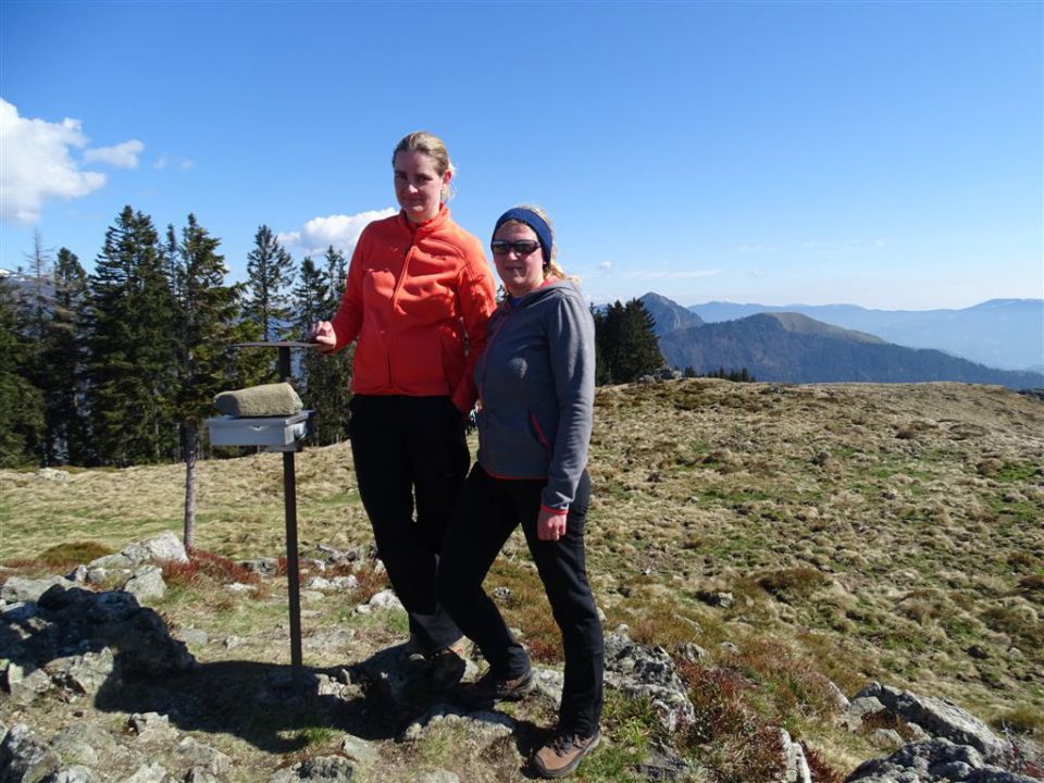 Črnivec-Lepenatka-Veliki Rogatec-26.4.2015 - foto povečava