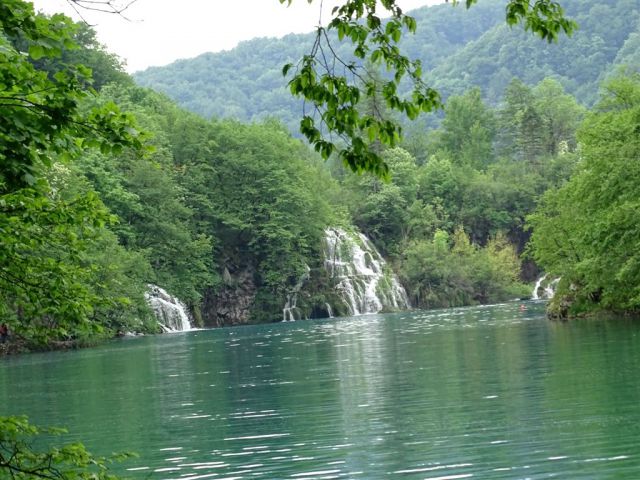 NP (Paklenica) in Plitvice - 17.5.2015 - foto