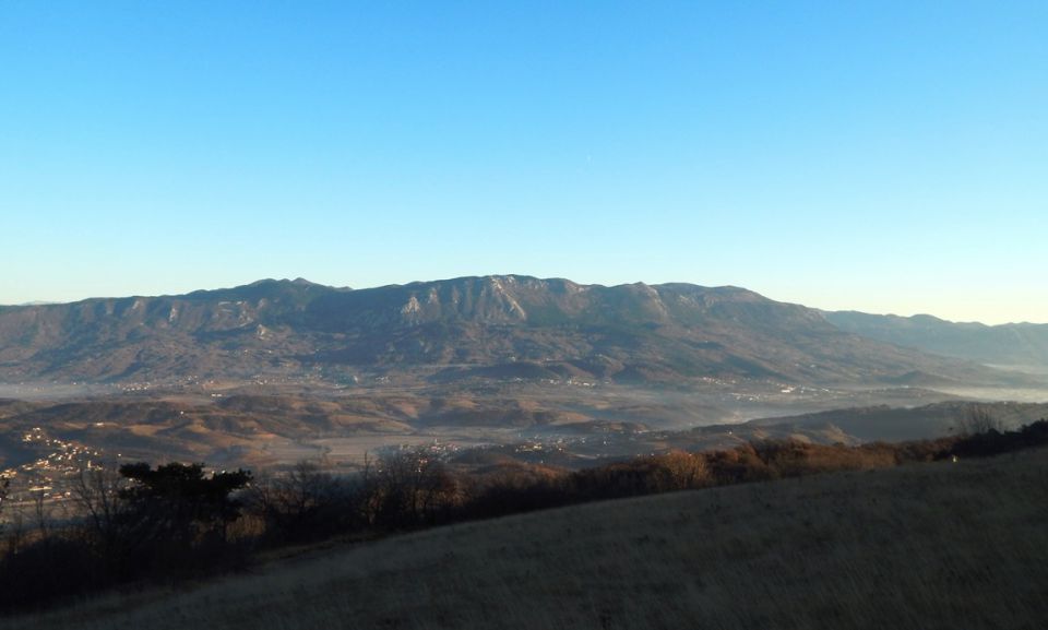 Trstelj in Gradiška tura - 20.12.2015 - foto povečava