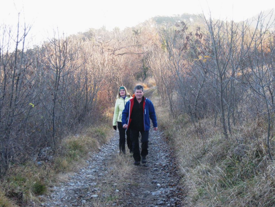 Trstelj in Gradiška tura - 20.12.2015 - foto povečava