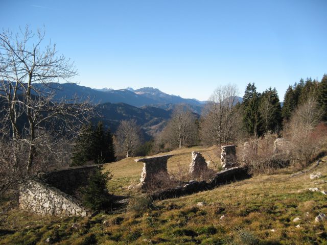 Sleme-Uršlja gora-Naravske ledine-27.12.15 - foto