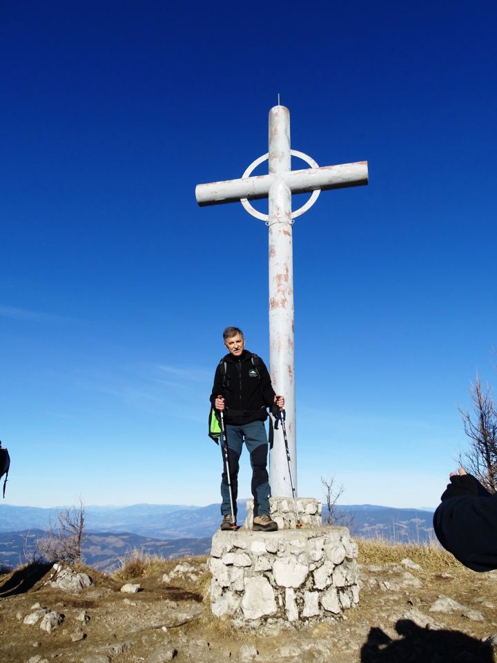 Sleme-Uršlja gora-Naravske ledine-27.12.15 - foto povečava