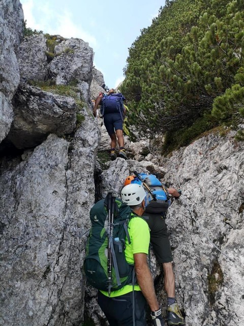 Zajzera-K.Pellarini-V.Nabojs-bivak-16.9.2018 - foto