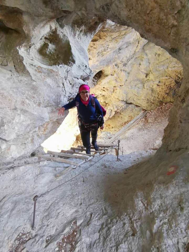 Dom pod Storžičem-Okna-Stegovnik-16.2.2020 - foto povečava