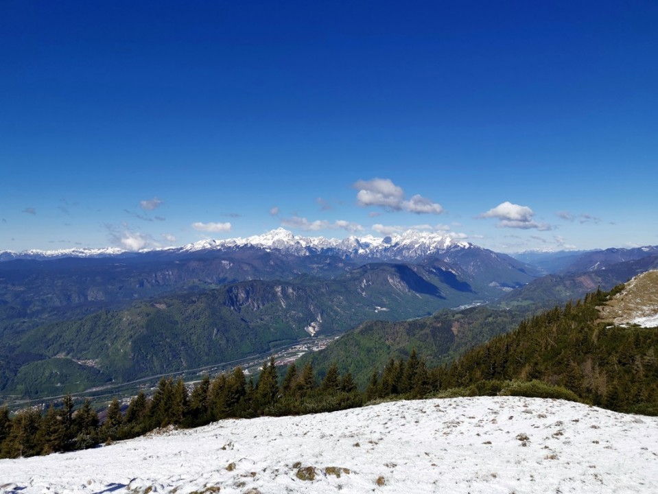 Valvasor-Urbas-Vajnež-Stol-Valvasor-3.5.2020 - foto povečava