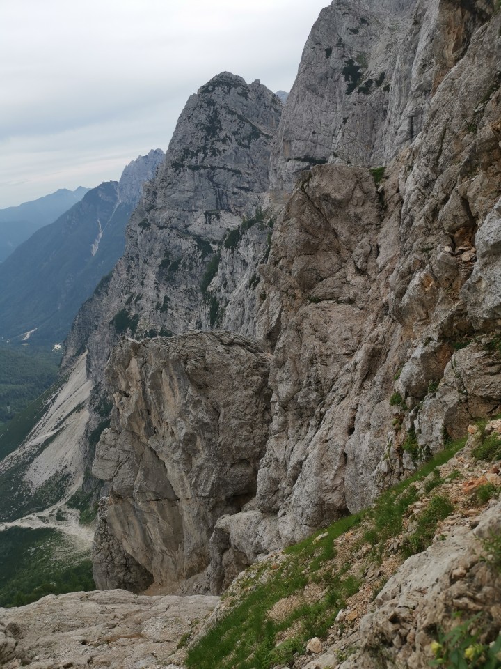 Vršič-1.okno-Prisojnik-slovenska-26.7.2020 - foto povečava