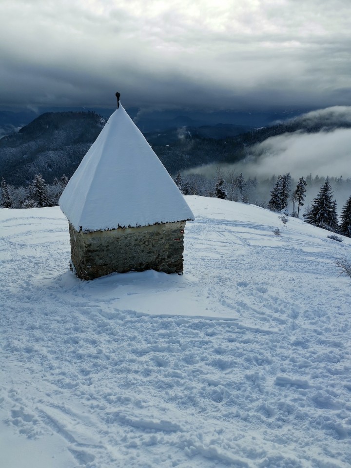 Pohod Sleme-Uršlja gora(1699m)-27.12.2020 - foto povečava