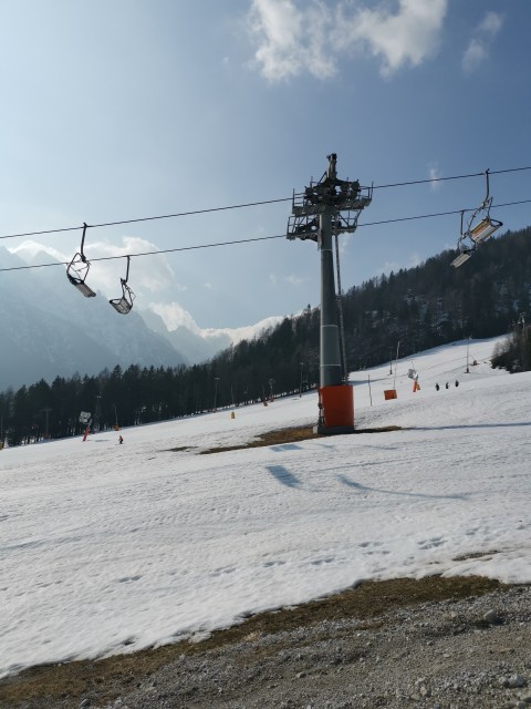 Kranjska Gora-Mojčin dom-Cipernik-27.3.2021 - foto