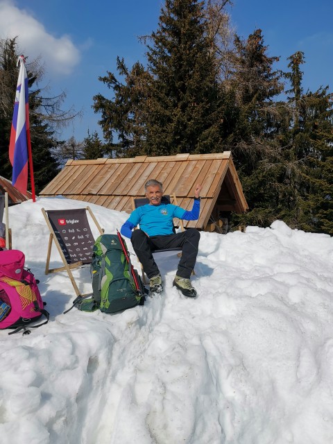 Kranjska Gora-Mojčin dom-Cipernik-27.3.2021 - foto