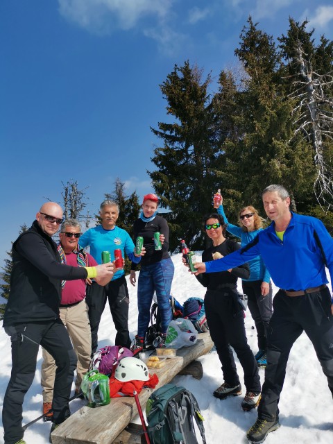 Kranjska Gora-Mojčin dom-Cipernik-27.3.2021 - foto