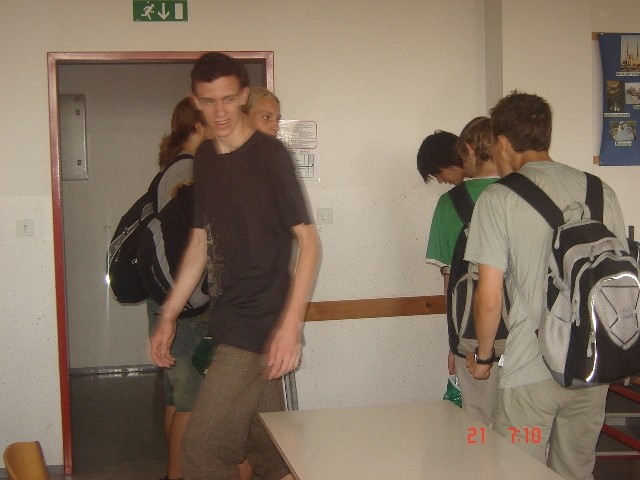 Zadnji šol.dan-2.letnik (junij 2007) - foto povečava