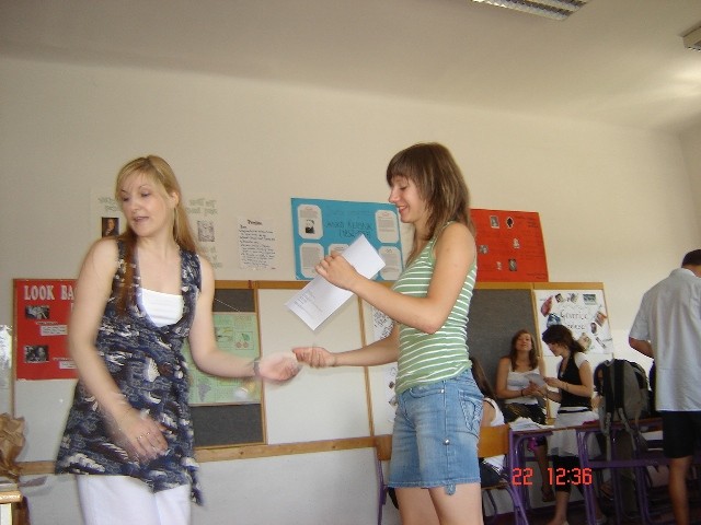 Zadnji šol.dan-2.letnik (junij 2007) - foto povečava