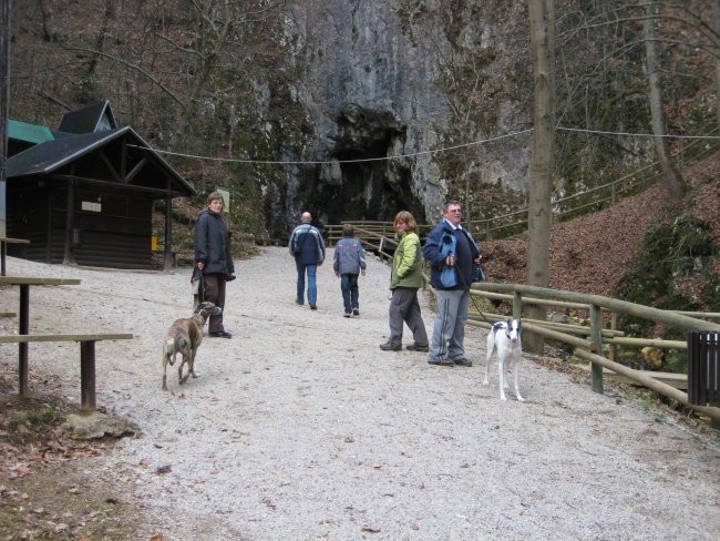 Okoli jame pekel-08 - foto povečava