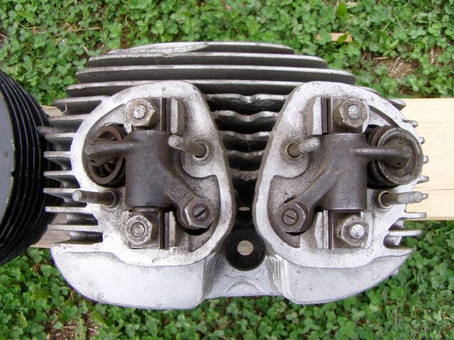 Zundapp KS-750 Engine with spar Parts - foto