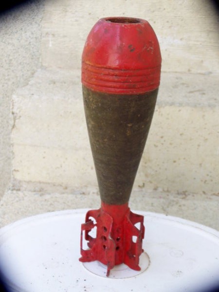 Izstrelki -granate & bombe - foto