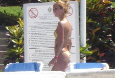 Anahí - Praia e piscina - foto