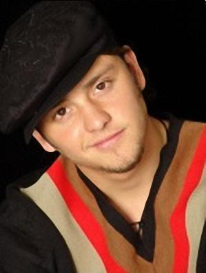 Christopher - Sessão de fotos - foto povečava