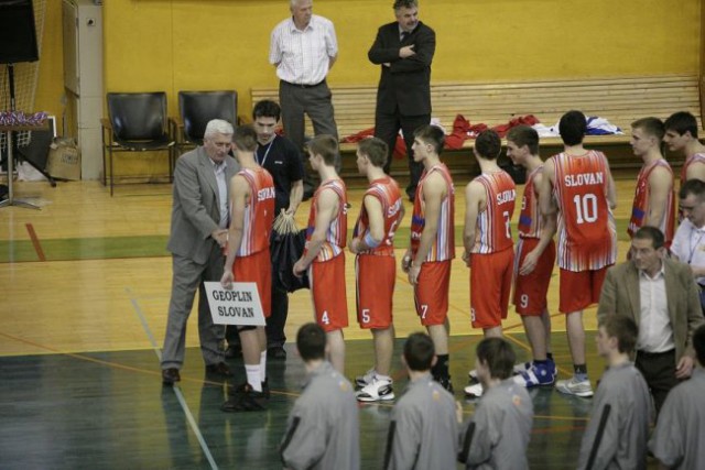 2007-04: Final four za kadete - foto