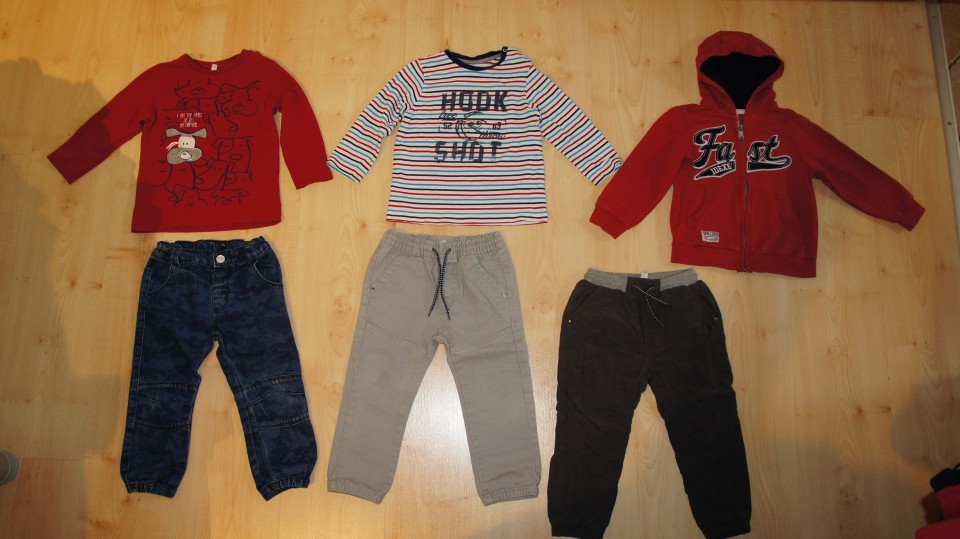 Hlače, majice, trenirka Idexe, komplet 24 m, št 92 ; 20 eur