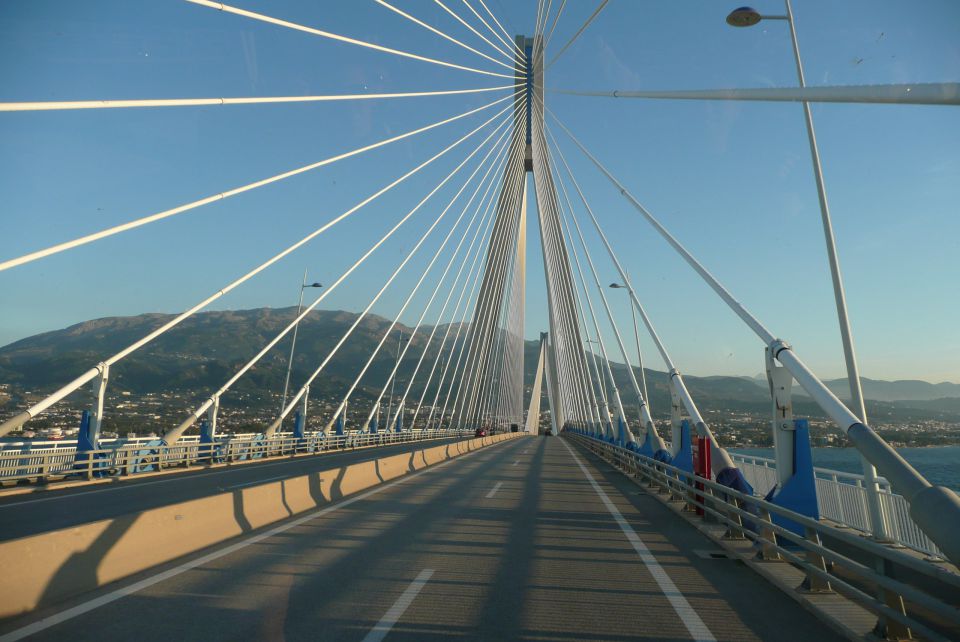 znameniti most ( 2,6 km)